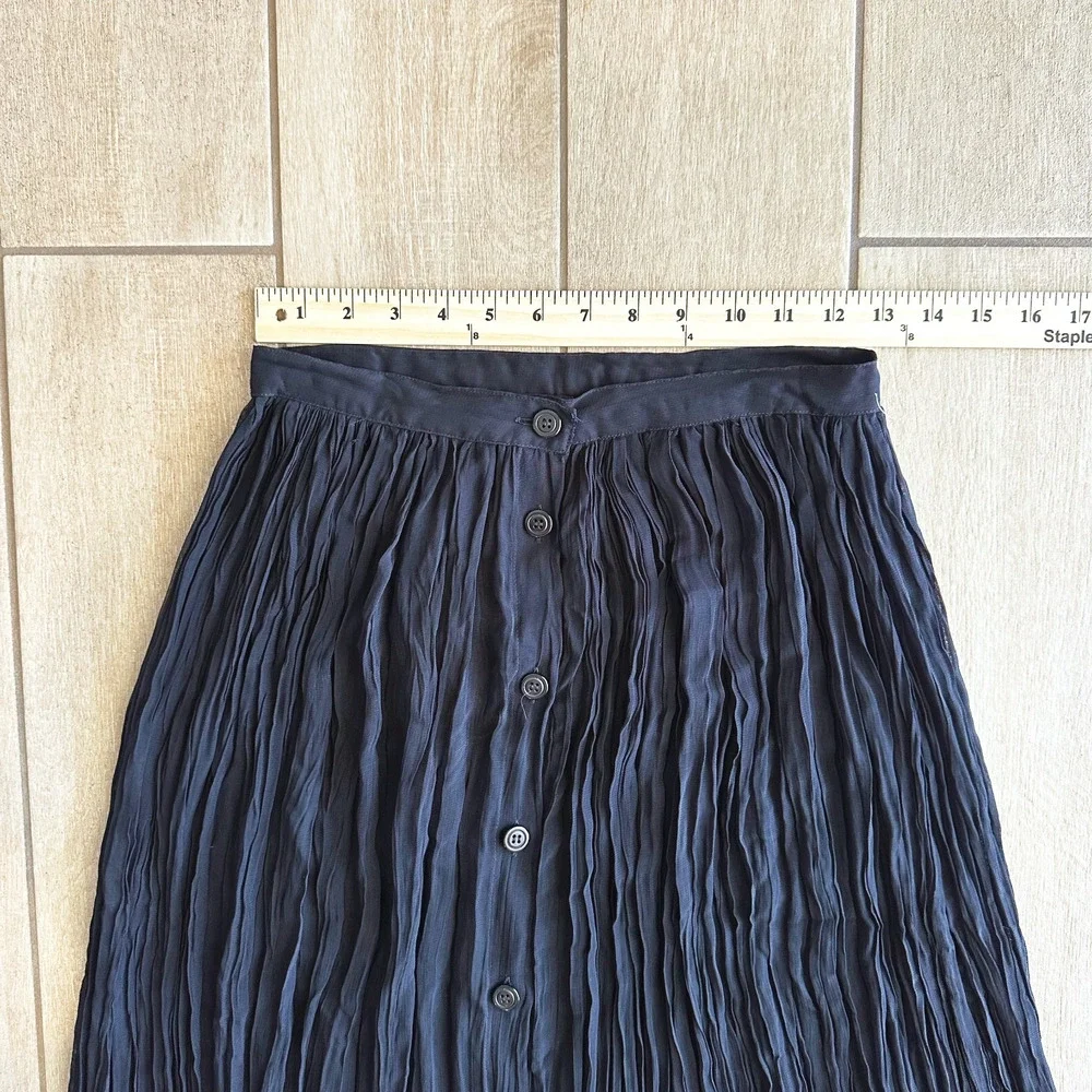 Unbranded womens button
